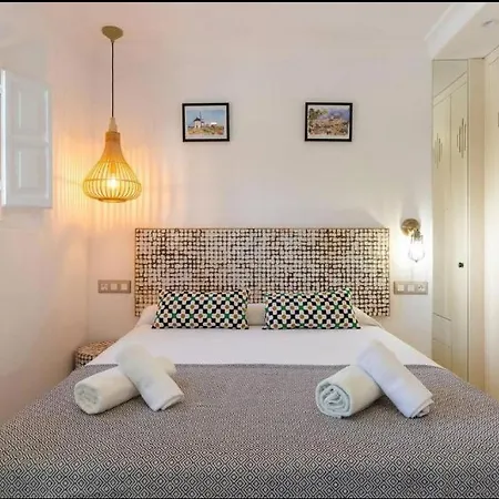 Pretty With 3 Bedroom In Puerto Banus Villa Marbella