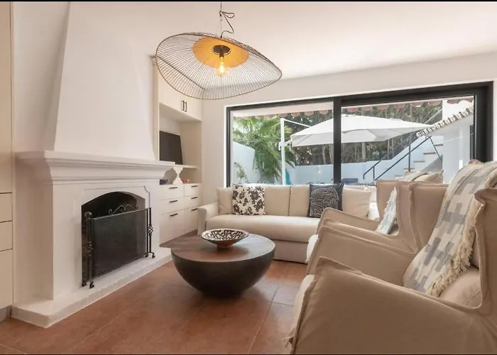 Pretty With 3 Bedroom In Puerto Banus Villa Marbella