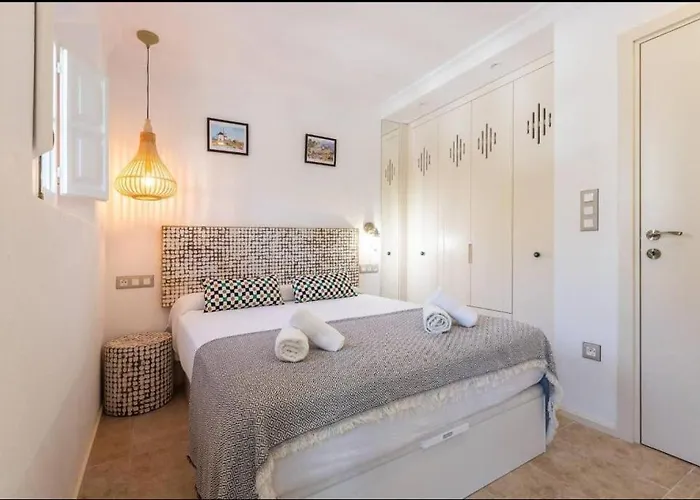 Pretty With 3 Bedroom In Puerto Banus Villa Marbella