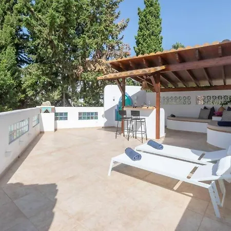 Pretty With 3 Bedroom In Puerto Banus Villa Marbella