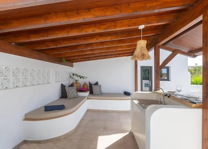 Pretty With 3 Bedroom In Puerto Banus